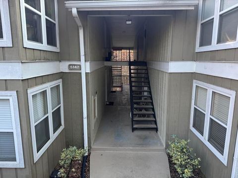 5147 Roswell Road 9 Atlanta GA 30342