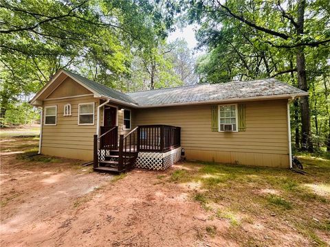 Homes For Sale - 27 Hawk Trail<br/> Newborn, GA 30056