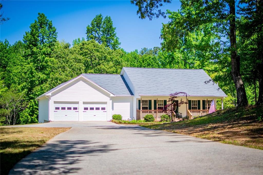 1475-A N Flat Rock Road