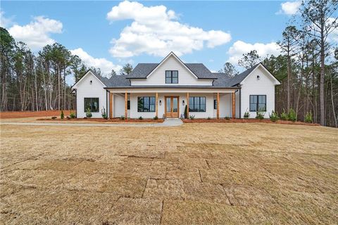 Homes For Sale - 2020 Clearwater Drive<br/> White Plains, GA 30678