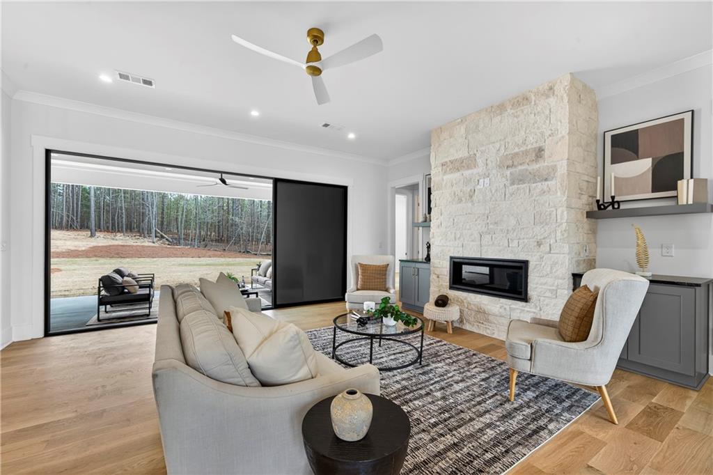 2020 Clearwater Drive