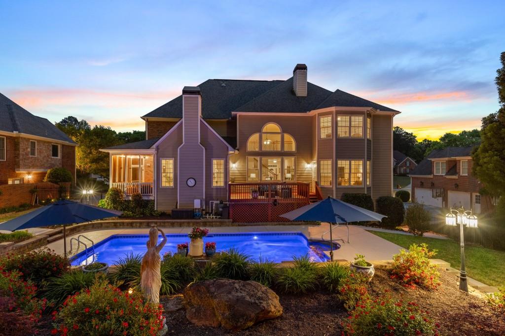 2439 Huntington Park Drive, Acworth, Georgia image 2