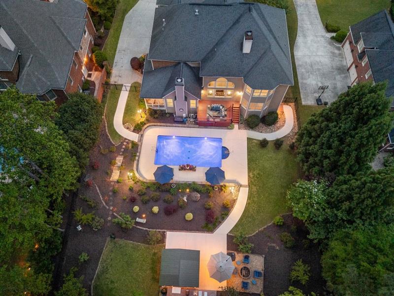 2439 Huntington Park Drive, Acworth, Georgia image 39