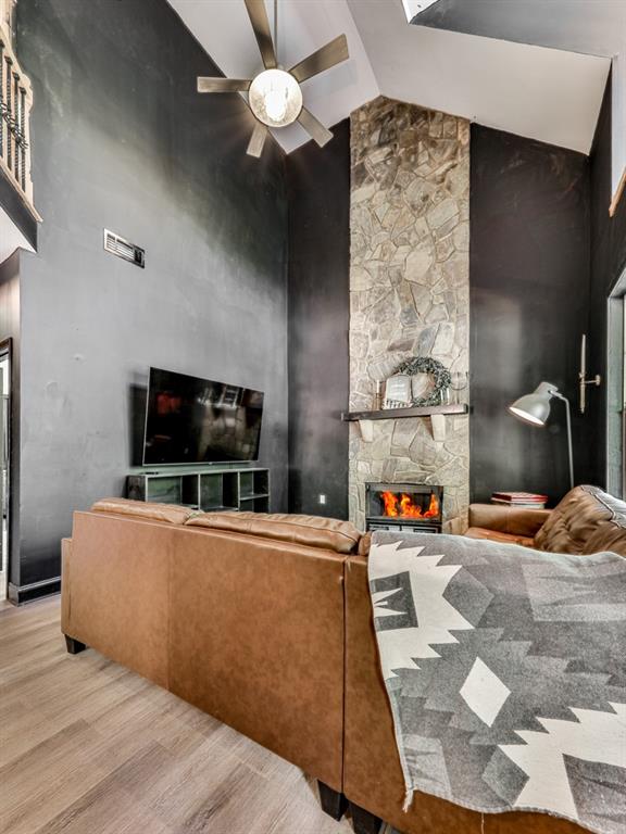 1141 Addington Lane