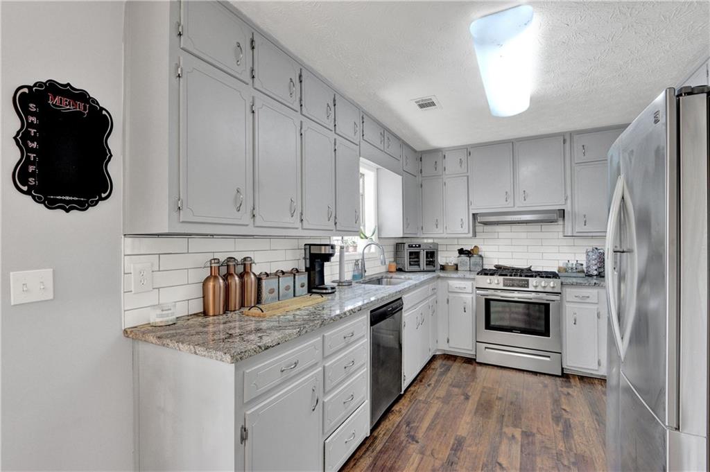 2806 Peachtree Walk, Duluth, Georgia image 3