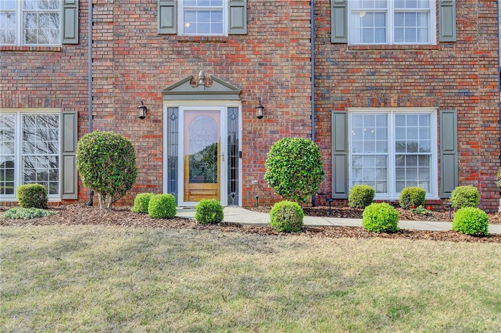 1653 Stonegate Way, Snellville, Georgia image 4