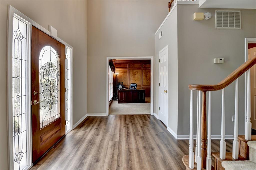 1653 Stonegate Way, Snellville, Georgia image 7