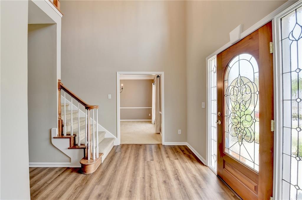 1653 Stonegate Way, Snellville, Georgia image 5