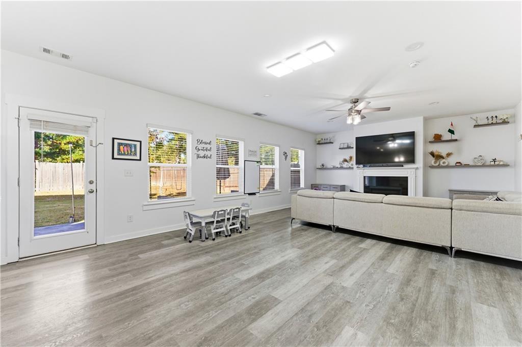 1742 Weatherbrook Circle