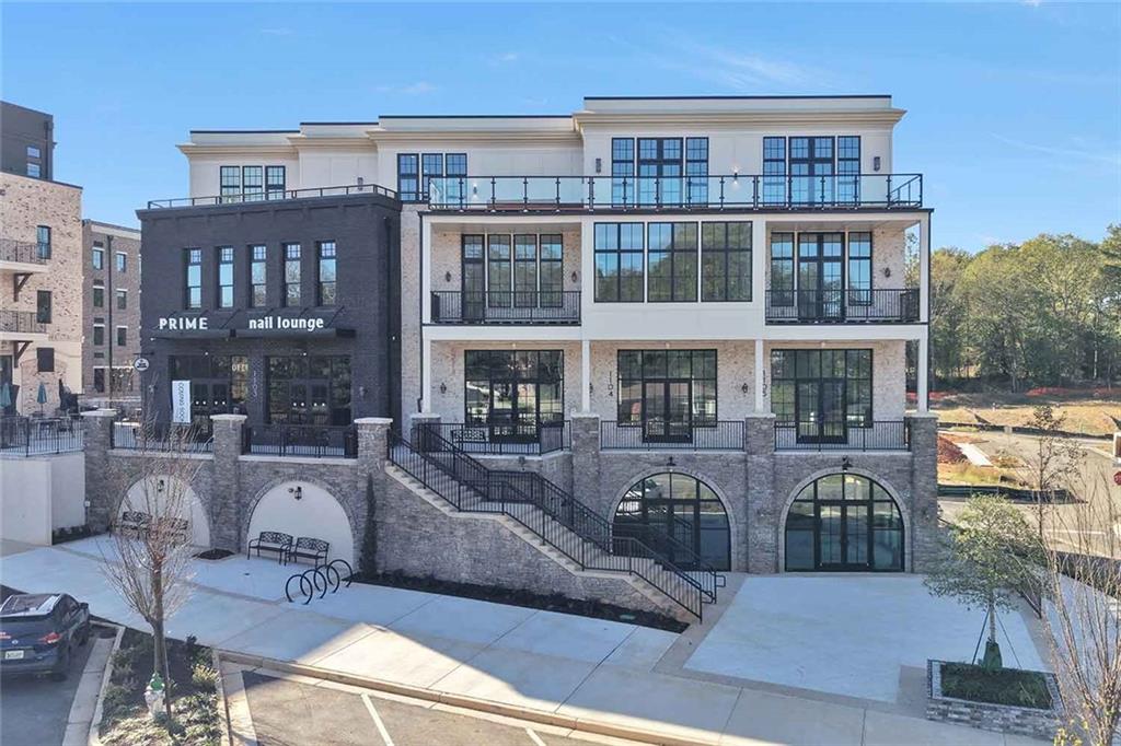 8200 Main Street S 1208