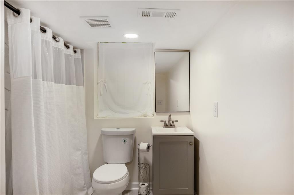 754 Pinehill Drive, Smyrna, Georgia image 34
