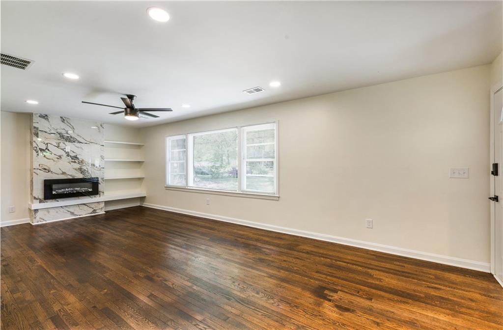 754 Pinehill Drive, Smyrna, Georgia image 4
