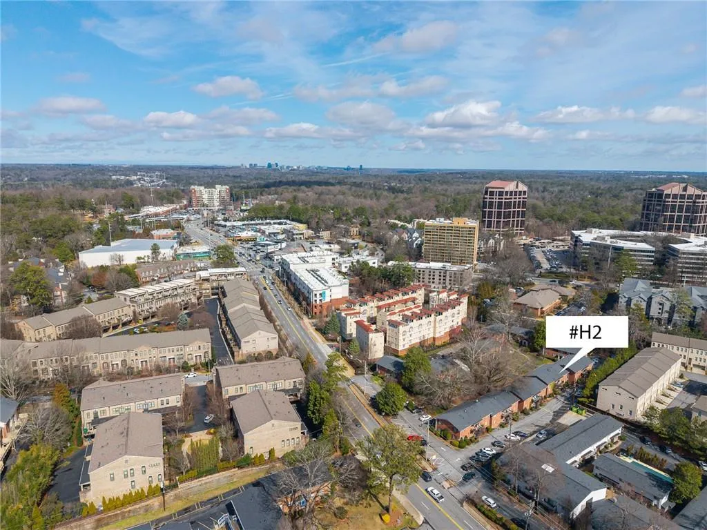 Atlanta, Georgia 30305, United States, 2 Bedrooms Bedrooms, ,2 BathroomsBathrooms,Residential,Active,4439