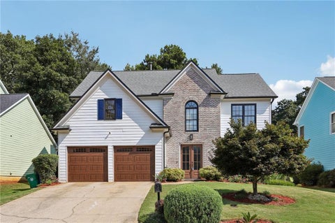 Homes For Sale - 4004 Brockett Walk<br/> Tucker, GA 30084