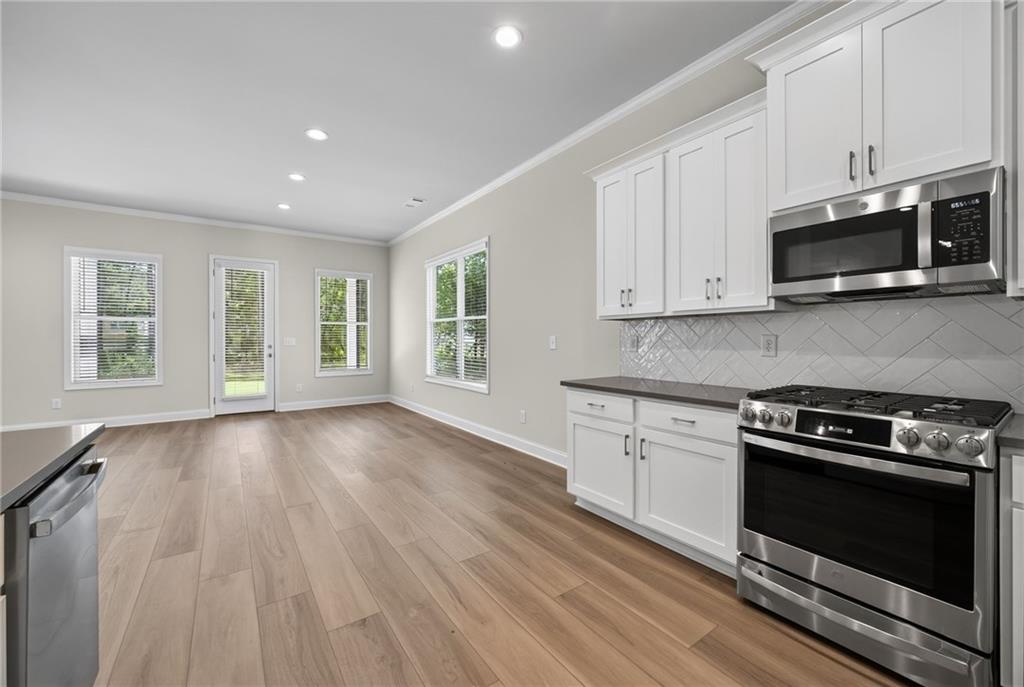 887 Bessie Court
