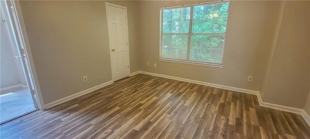 Kennesaw, Georgia 30144, United States, 2 Bedrooms Bedrooms, ,3 BathroomsBathrooms,Residential,Active,185722