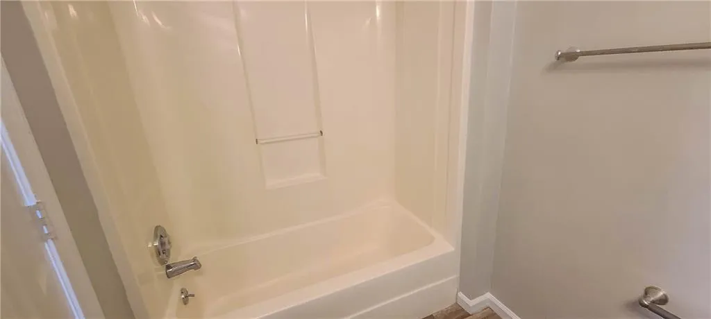 Kennesaw, Georgia 30144, United States, 2 Bedrooms Bedrooms, ,3 BathroomsBathrooms,Residential,Active,185722