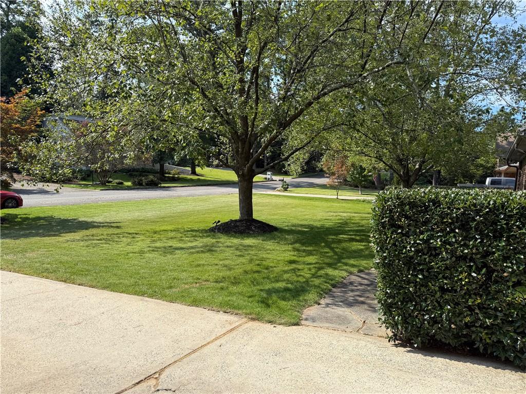 5795 Timberlane Terrace NE