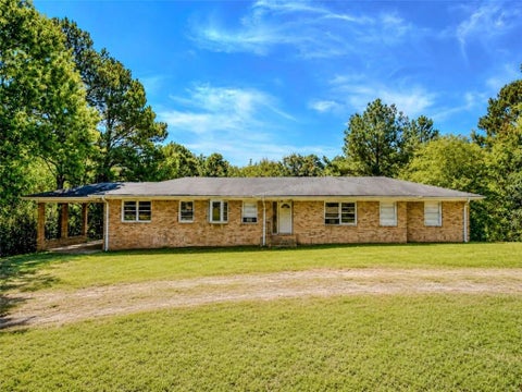 Homes For Sale - 246 Beech Creek Circle<br/> Barrow County, Winder, GA 30680