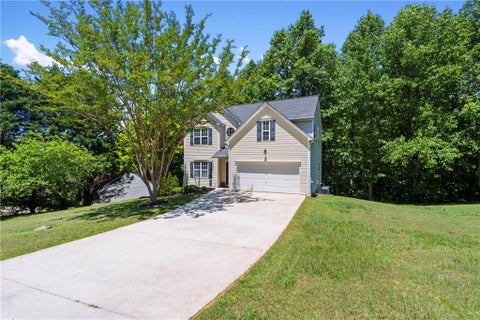 Homes For Sale - 4860 Meadow Overlook Drive<br/> Cumming, GA 30040