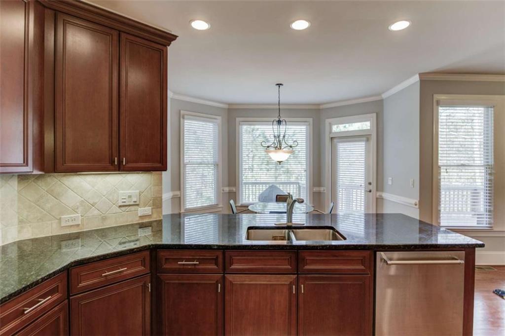 5732 Ashleigh Walk Drive, Suwanee, Georgia image 17