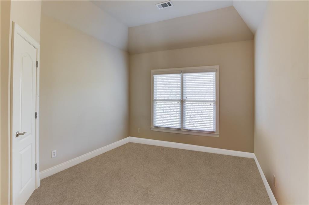 5732 Ashleigh Walk Drive, Suwanee, Georgia image 48