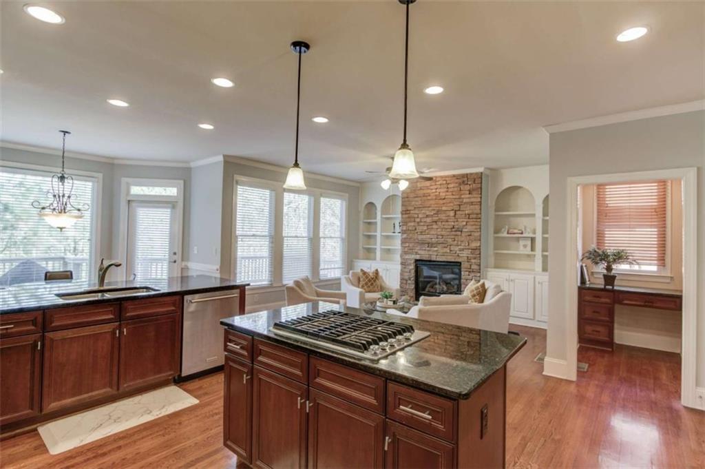 5732 Ashleigh Walk Drive, Suwanee, Georgia image 15