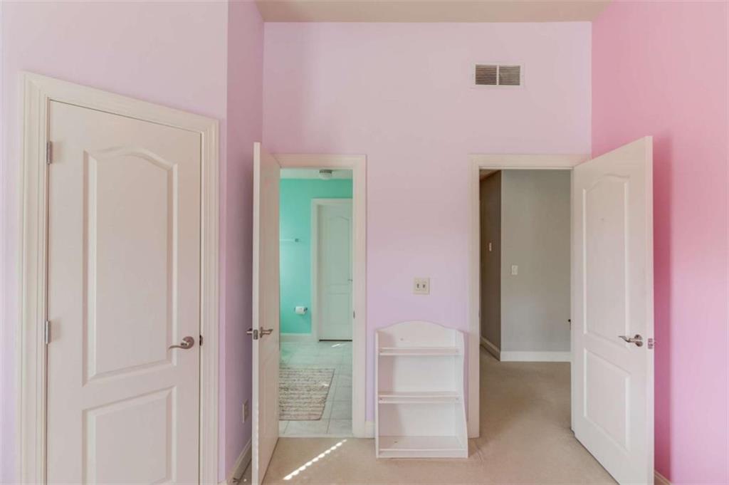 5732 Ashleigh Walk Drive, Suwanee, Georgia image 37