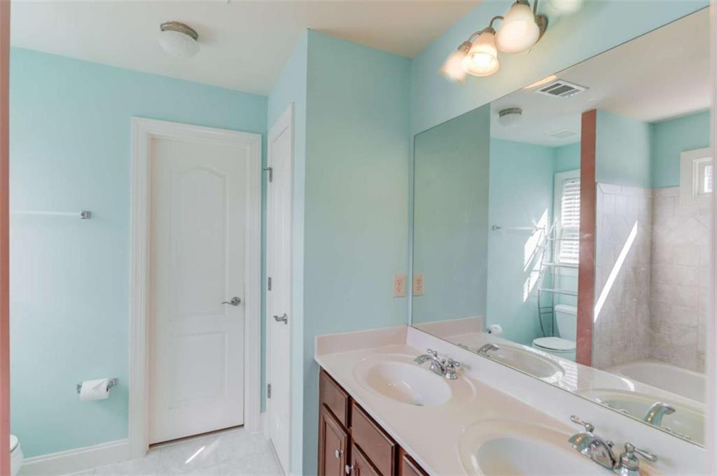 5732 Ashleigh Walk Drive, Suwanee, Georgia image 39