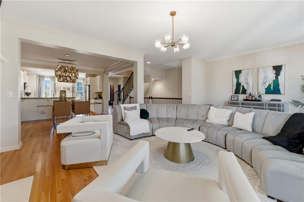 6187 Trumbul Oaks Court
