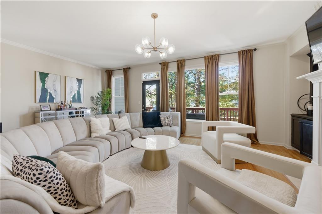 6187 Trumbul Oaks Court