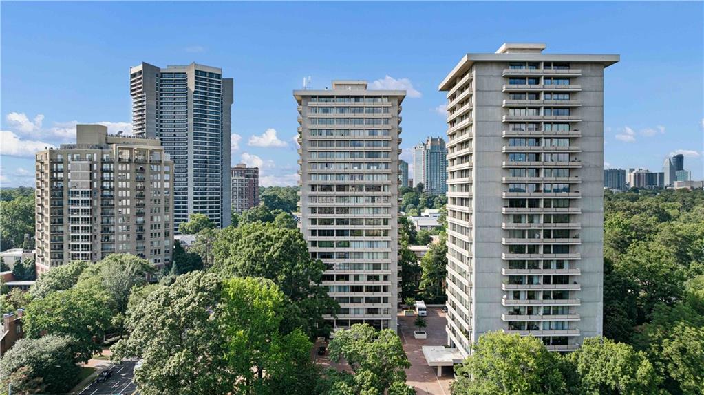 2575 Peachtree Road NE 4H