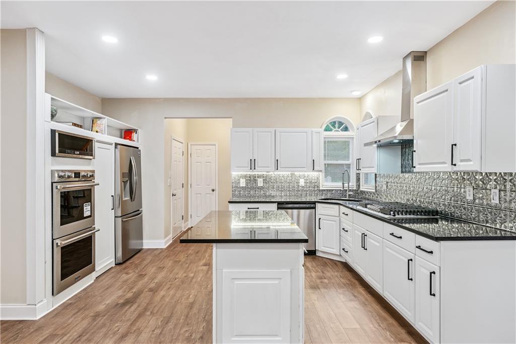 465 Woodbrook Way