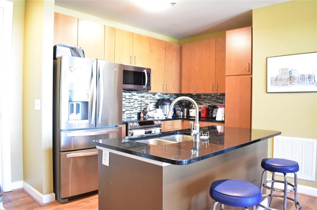 711 Cosmopolitan Drive NE 715