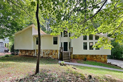 Homes For Rent - 4515 King Springs Road<br/> Smyrna, GA 30082