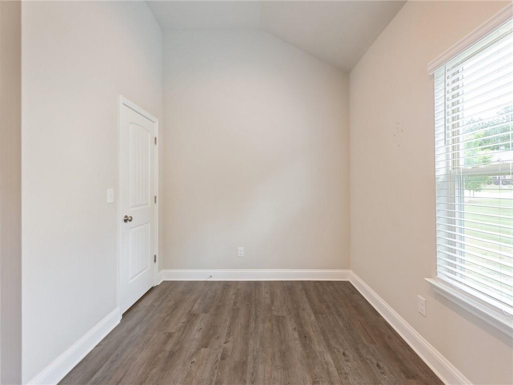 808 Hidden Hollow Circle, Commerce, Georgia image 11