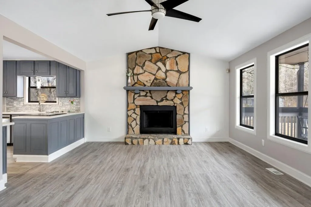 Douglasville, Georgia 30135, United States, 3 Bedrooms Bedrooms, ,2 BathroomsBathrooms,Residential,Pending,85954