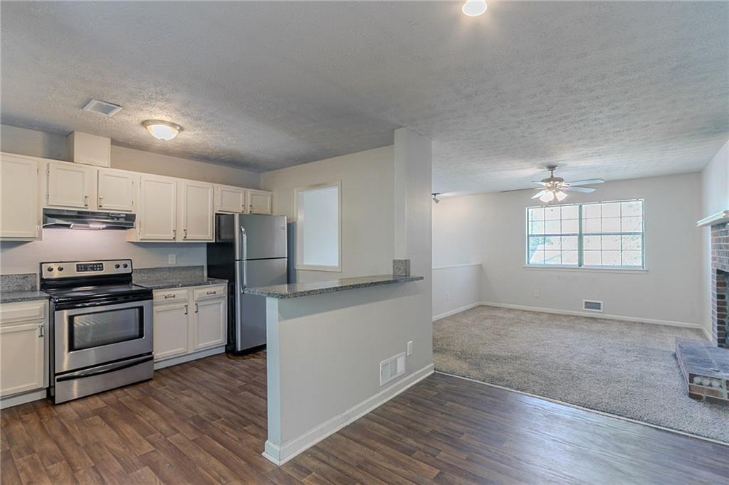 5723 Fieldstone Drive, Lithonia, Georgia image 4