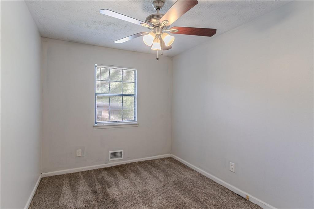 5723 Fieldstone Drive, Lithonia, Georgia image 9