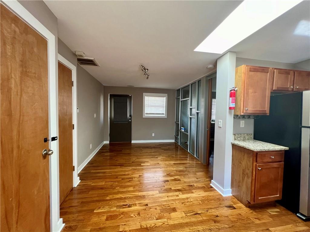 562 Formwalt Street SW 4