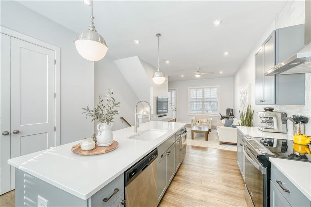 4471 Dandelion Lane