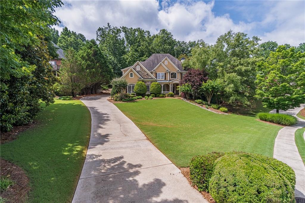 10205 Worthington Manor