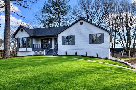 Homes For Sale - 251 Lambeth Drive<br/> Hiram, GA 30141