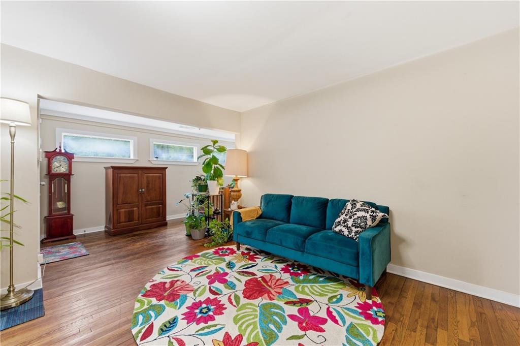 110 Morris Drive SW