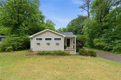Homes For Sale - 110 Morris Road<br/> Mableton, GA 30126