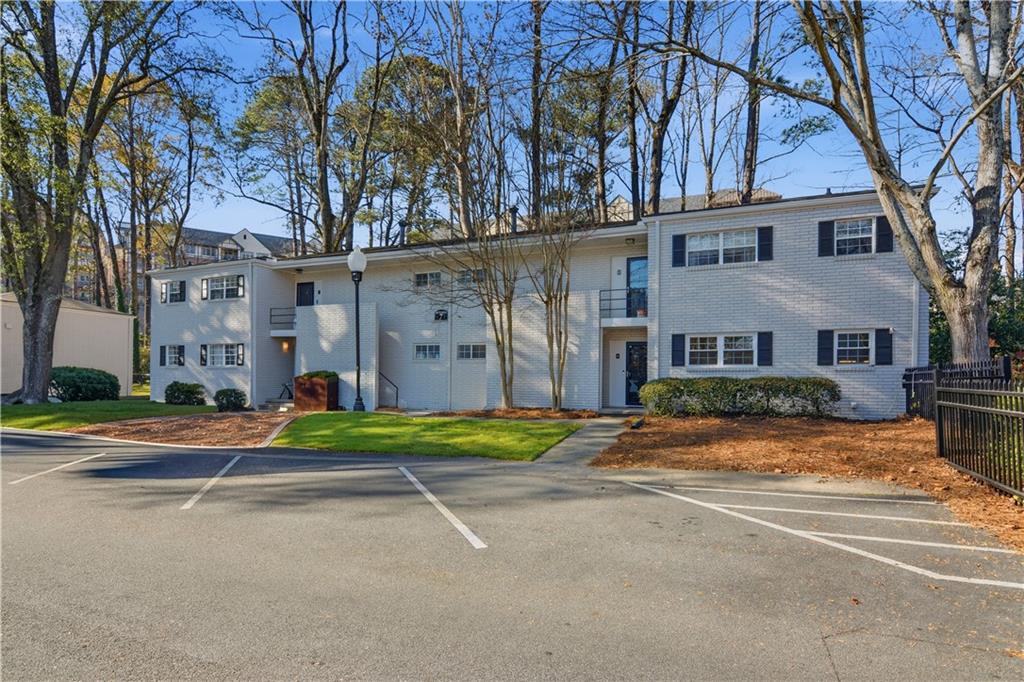 311 Peachtree Hills Avenue NE 7B