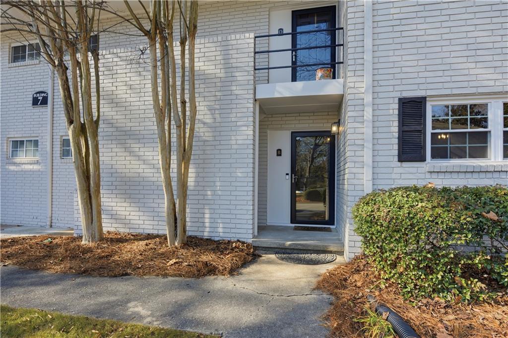 311 Peachtree Hills Avenue NE 7B