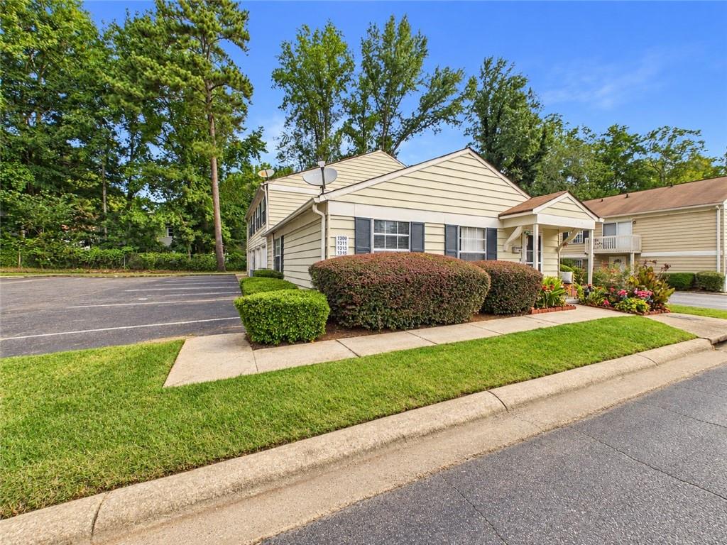1315 Old Coach Road SW