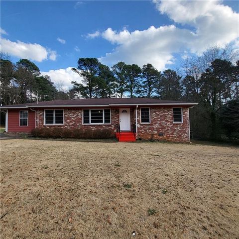 Homes For Sale - 592 Allgood Road<br/> Stone Mountain, GA 30083