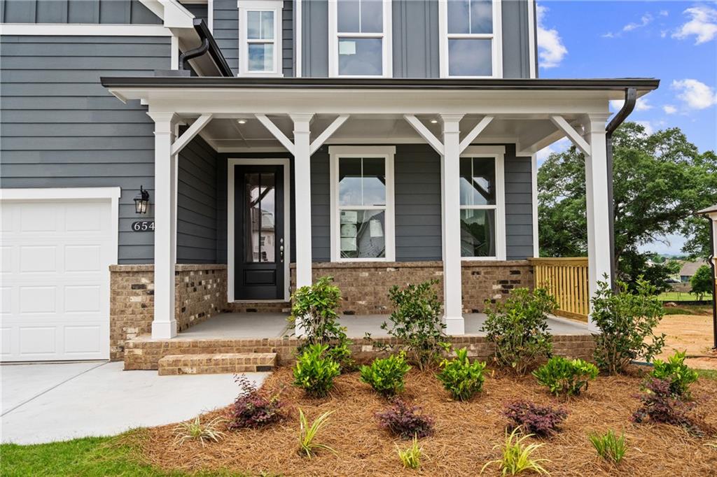 654 Grand Wehunt Drive